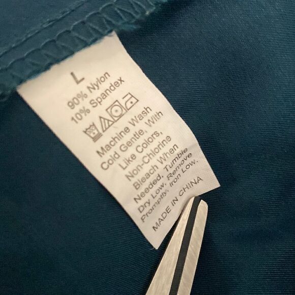 Blue Satin Black Lace Trimmed Robe Size Large - Picture 5 of 5